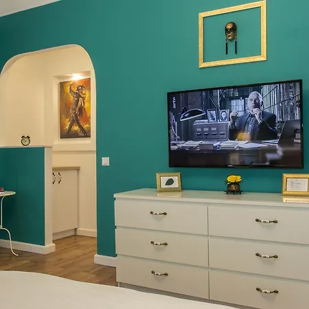 Premium By Mrg Apartment