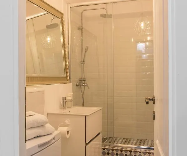 Premium By Mrg Bucharest