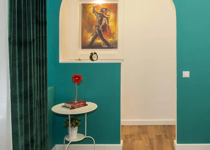 Premium By Mrg Apartment Bucharest